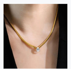 1775301 y 763603 Collar y Reloj